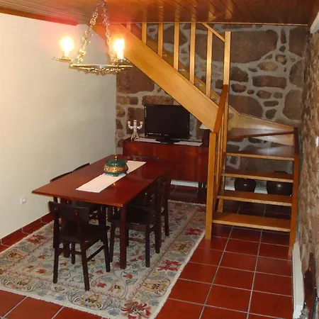 Holiday Casa Do Serradouro *